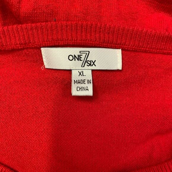 One7Six red poncho with sleeves and fringe - Picture 2 of 8